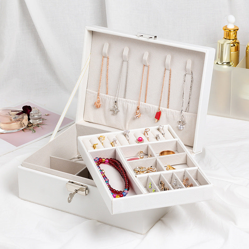 Elegant jewelry box